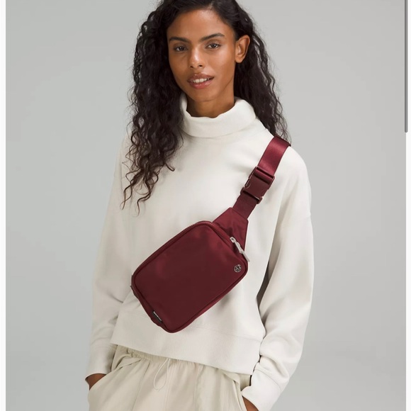 NWT Lululemon Everywhere Belt Bag Large “Red Merlot” - Picture 11 of 11